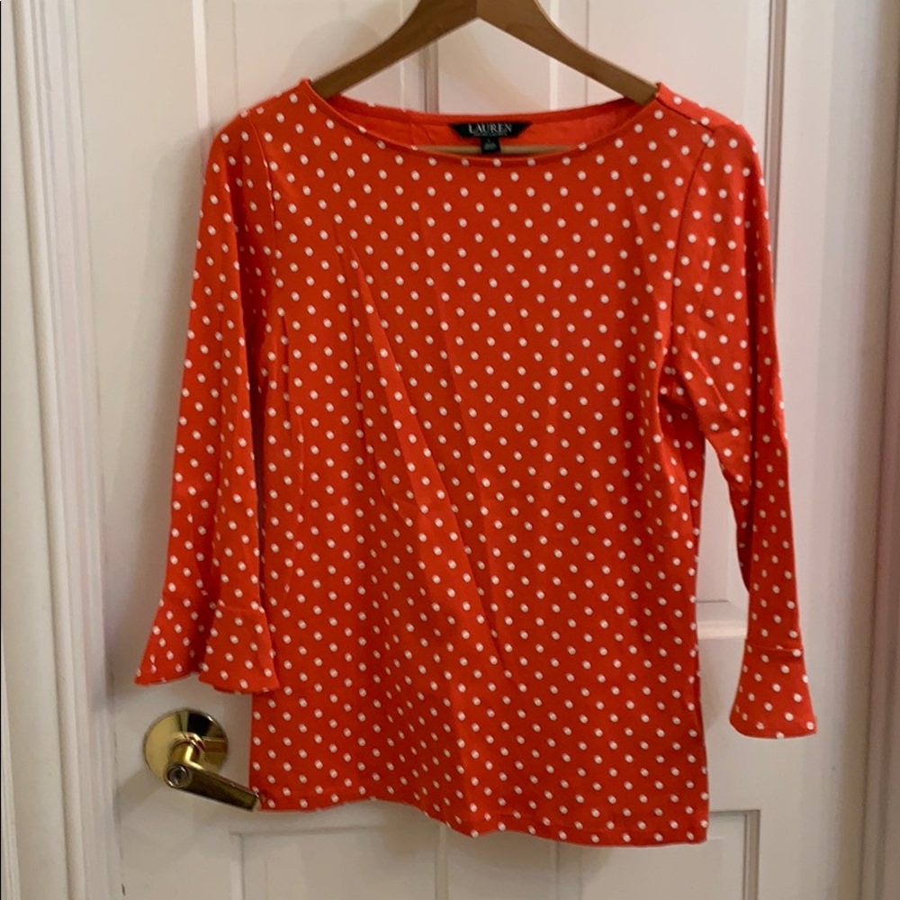 Cute coral red polka dot top! Size L